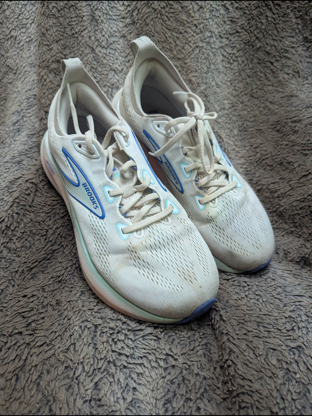 Brooks Women's White Running Shoes with Blue Accents